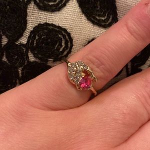 💍 Pretty Ring 💍 Size 16, Pink Stone